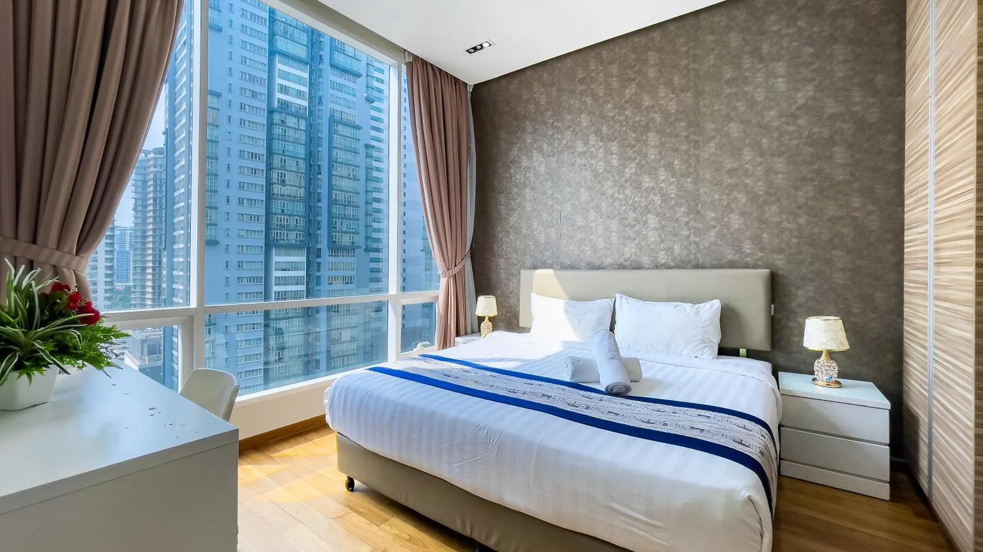 Soho Suites Klcc By I.Desk Kuala Lumpur Malaysia